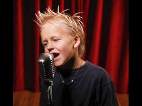 Ein Herz fr kinder - Tanner (6) singt My heart wil...