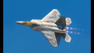 F-22 Raptor Thunders Over South Beach Like A Boss | 2017 MB Air Show