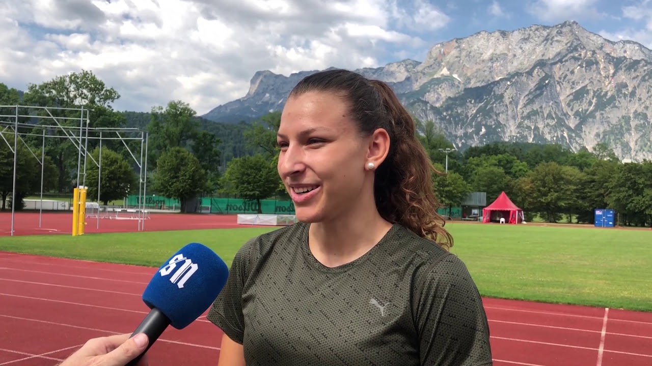 Inge Grünwald im Anflug auf die U20Europameisterschaft YouTube