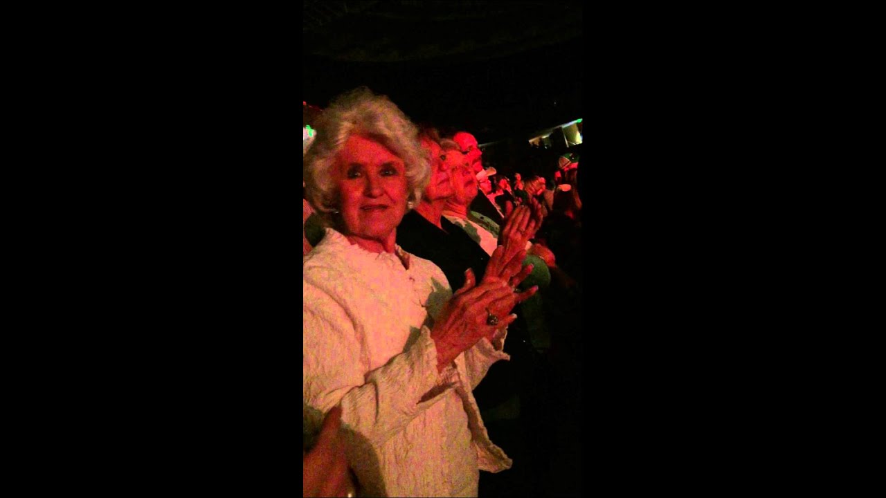 Five o clock somewhere Alan Jackson Bon Secours Wellness Arena 3-28-15