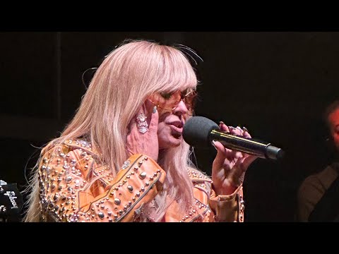 Anastacia Left Outside Alone Live At York Barbican 04 05 25 