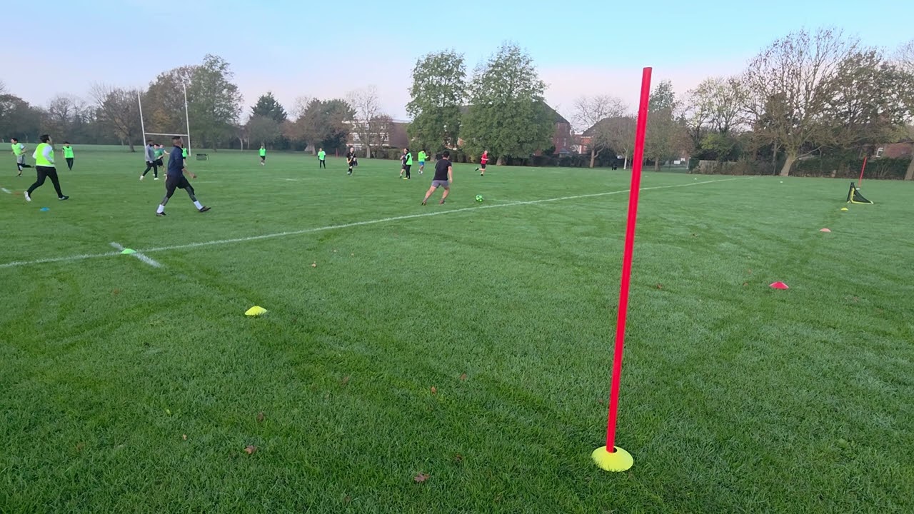 Saturday football @Mordrn recreation ground. 15th Nov 2025.