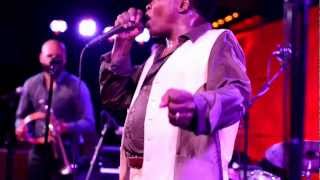 Lee Fields & The Expressions -- Honey Dove live at North Sea Jazz Club Amsterdam