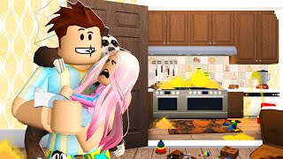 I Was Adopted By A YOUTUBER In Adopt Me.. He Was A BAD PARENT! (Roblox)