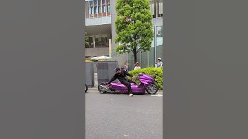 Thumbnail of The only place where you can see this, is Tokyo! #lowrider #tokyo #motorcycle #foryou #shorts #viral