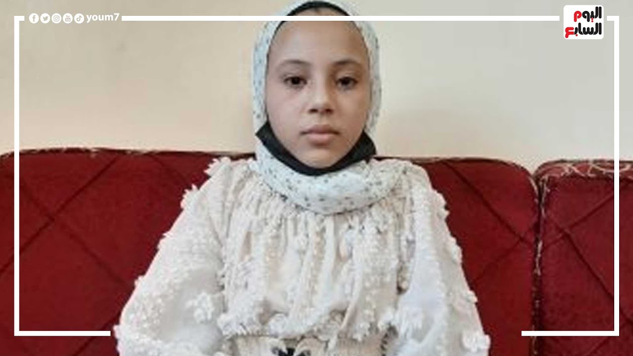 الطفلة عبير بنت الشرقية تبدع فى غناء قمر سيدنا النبى فيديو اليوم السابع