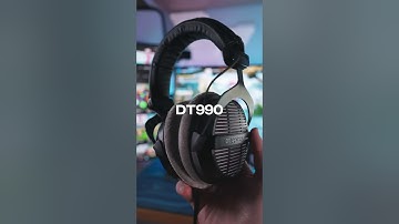 Why Do All Streamers Use These Headphones?