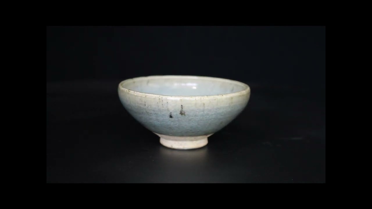 13世紀元鈞窯月白釉盃13th C. China Yuan Dynasty Jun ware Moon White