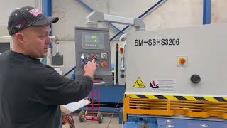 Steelmaster Guillotine Being Pre Commissioned Prior To Delivery Steelmaster Guillotine Being Pre Commissioned Prior To Delivery