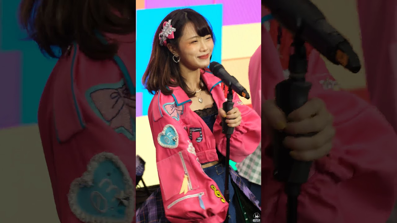 201031 Heavy Rotation - Music BNK48 Fancam 4K60P @ Fullmoon Halloween Party 2020, Siam Discovery