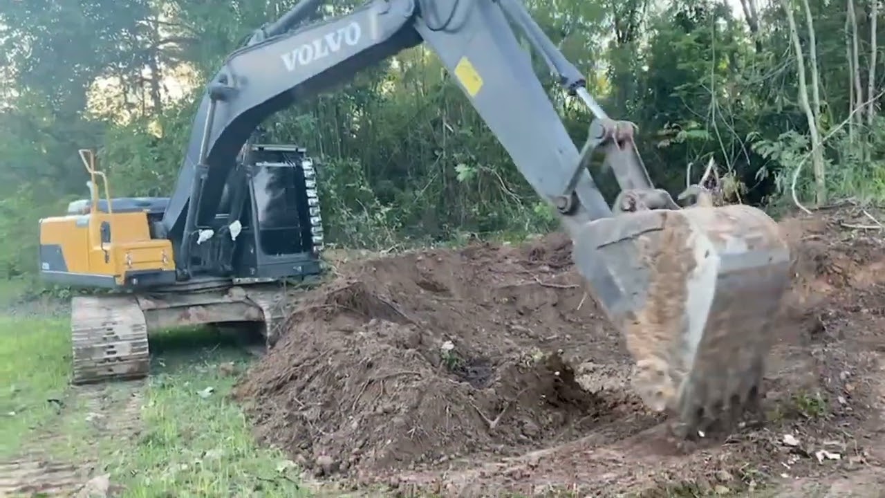 VOLVO EC210D 4สูบ เสียงนุ่มๆ