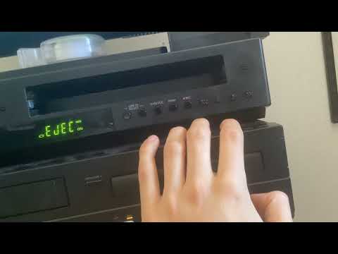 Samsung VCR eats tapes 