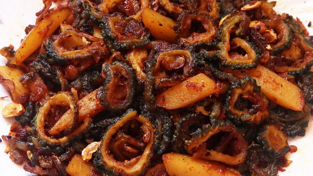 Crispy Karela Aloo ki Sabzi Crispy Bittergourd Potato Recipe Karela