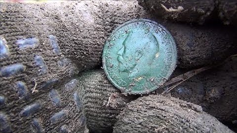 SCREAMING BUTTONS AND OLD SILVER? DETECTING DEEP WITH THE ETRAC