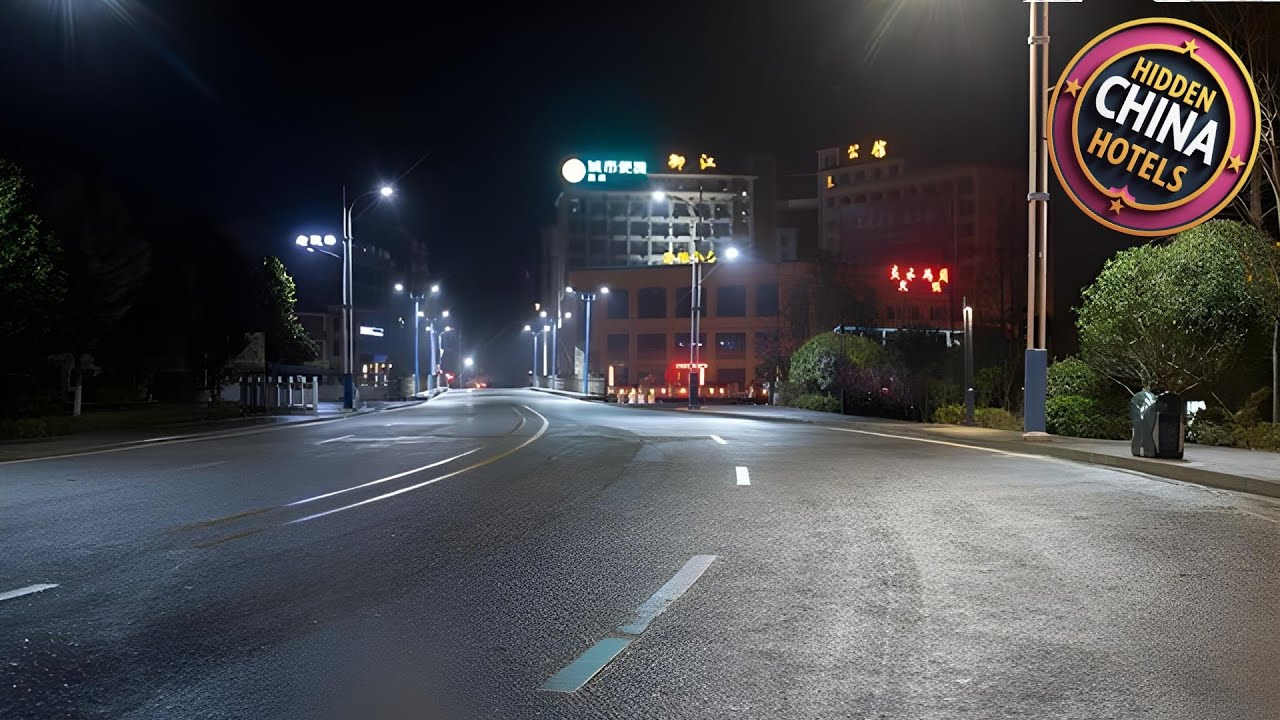 City Comfort Inn Lichuan Railway Station Tenglong Cave | Enshi, China | Hotel Review 🏩