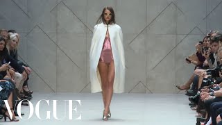 Burberry Prorsum Ready to Wear Spring 2013 Vogue Fashion Week Runway Show