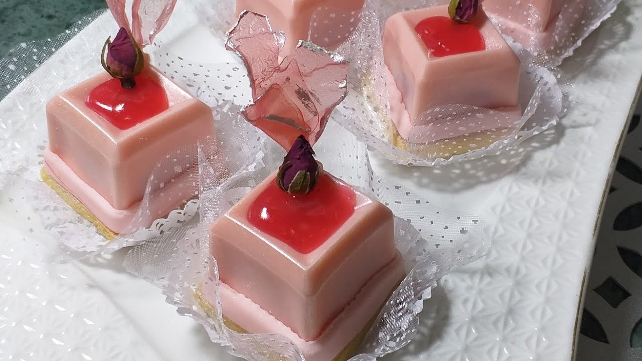 حلويات 2021 : حصريا قاطو المكعبات 😍بشكله الجديد مع تزيين ورق الأرز و طريقة تشكيله