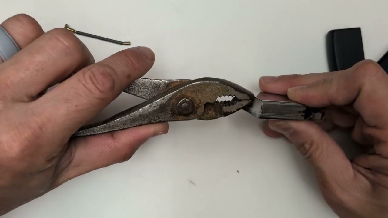 Zippo Quicks - tighten up a loose insert