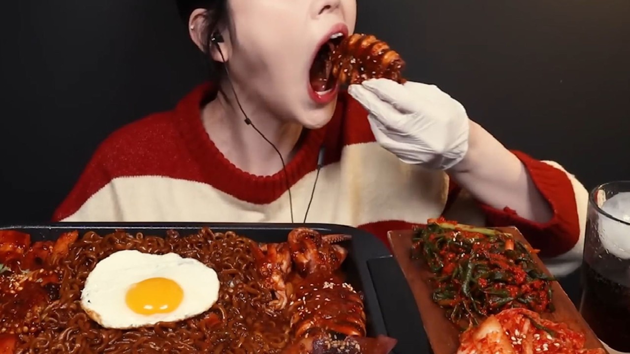 ASMR MUKBANG SPICY FOOD, NOODLES, SEAFOOD & KIMCHI