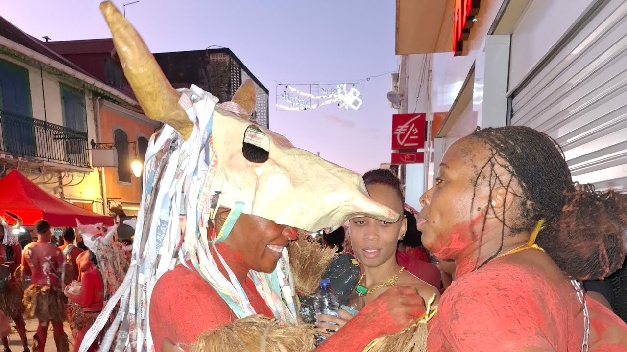 Carnaval #Voukoum an  MAS BAMOU.