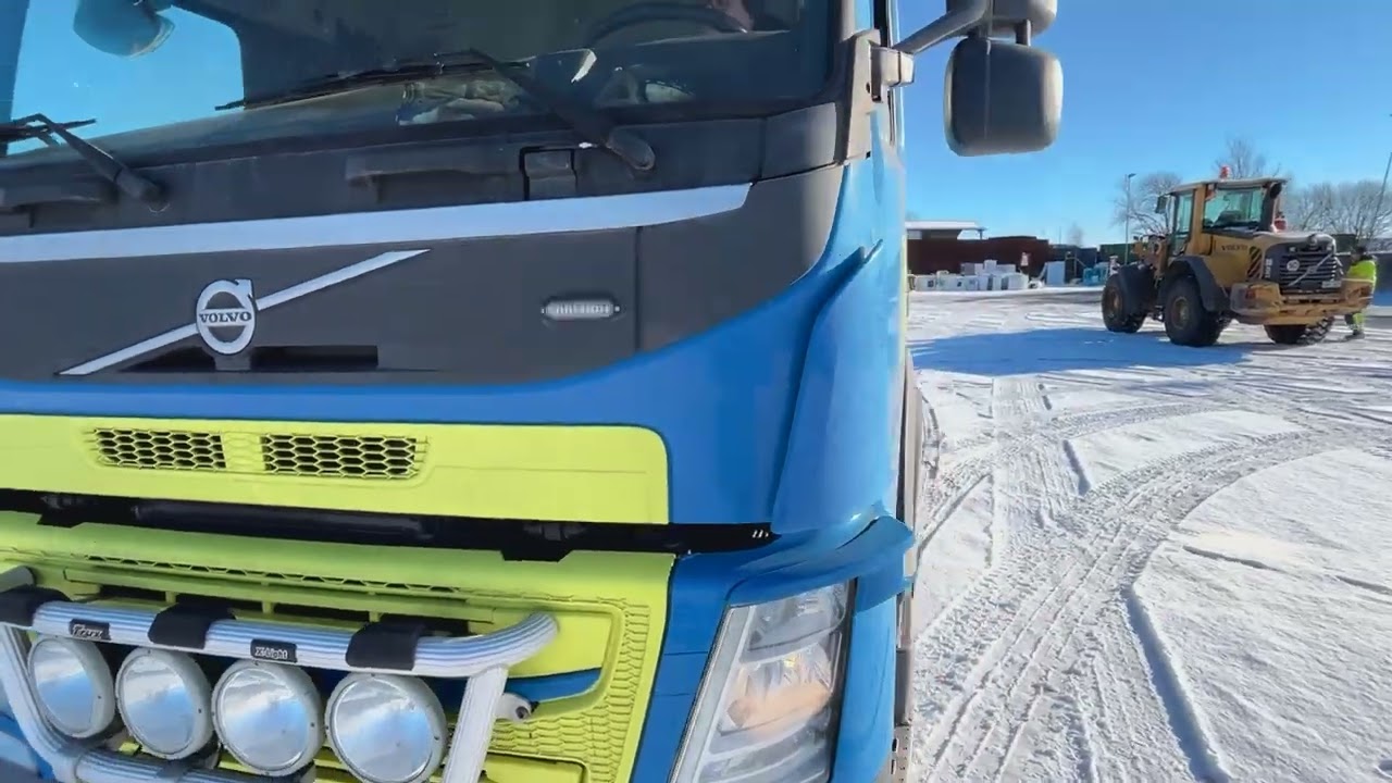 Lastväxlar ekipage VOLVO FM 500 och JYKI V42-W0