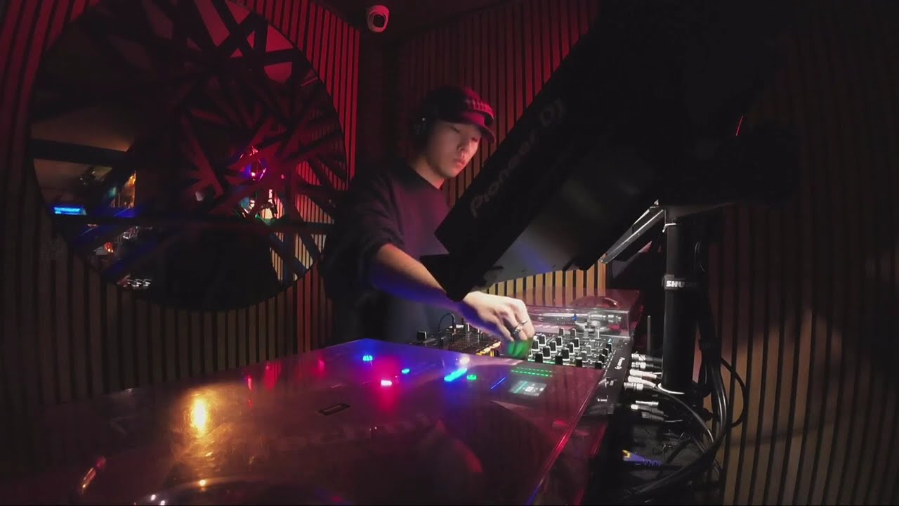 Maximum Groove 006
