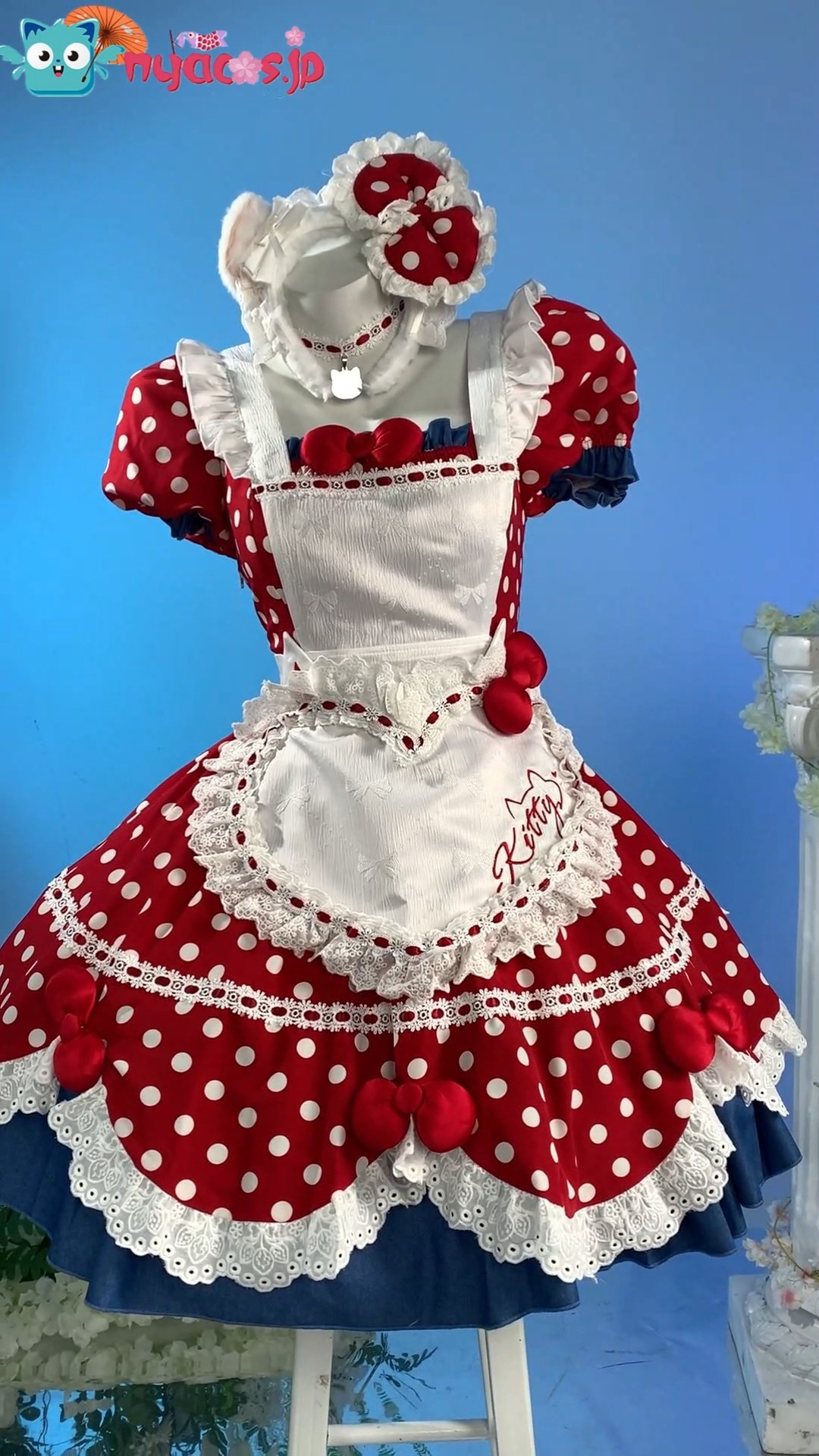 サンリオの人気キャラクター「ハローキティ」をモチーフにした、甘めの