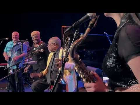 Fred Wesley & The New JB's: Pass the peas/Cold Sweat/Gimme some more @ JAZZNOJAZZ 24