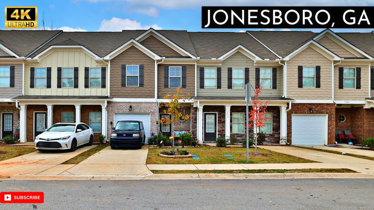 LIKE NEW Townhouse For Sale in Jonesboro GA 3 Bed, 2.5 Bath, 1 Car