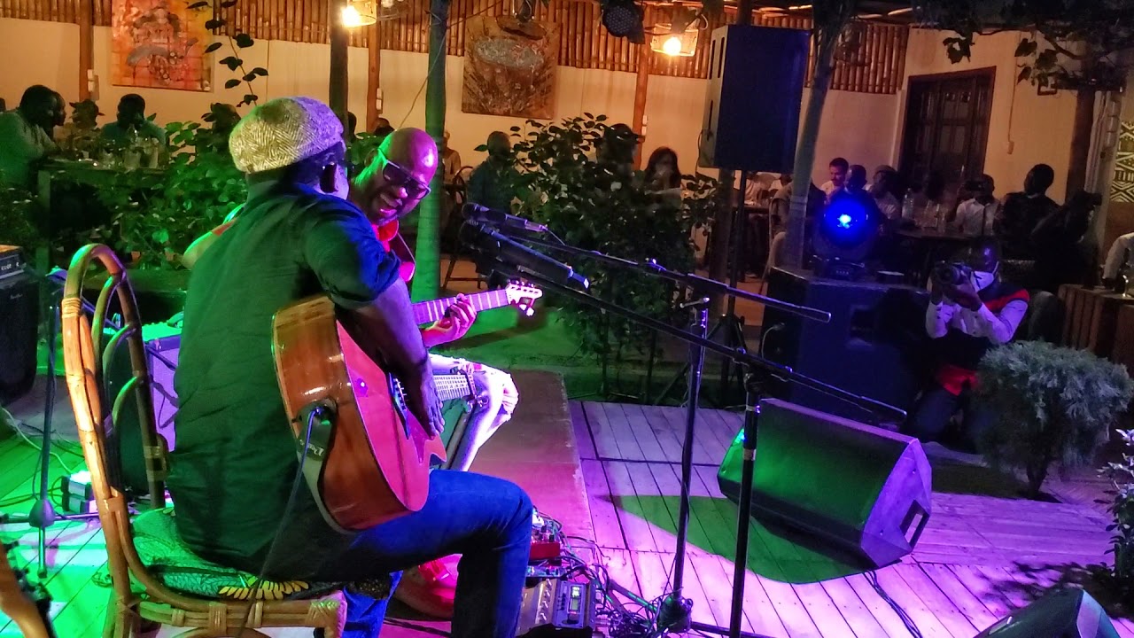 Lionel Loueke feat. John Arcadius au Lieu Unique 12/08/21 (9)