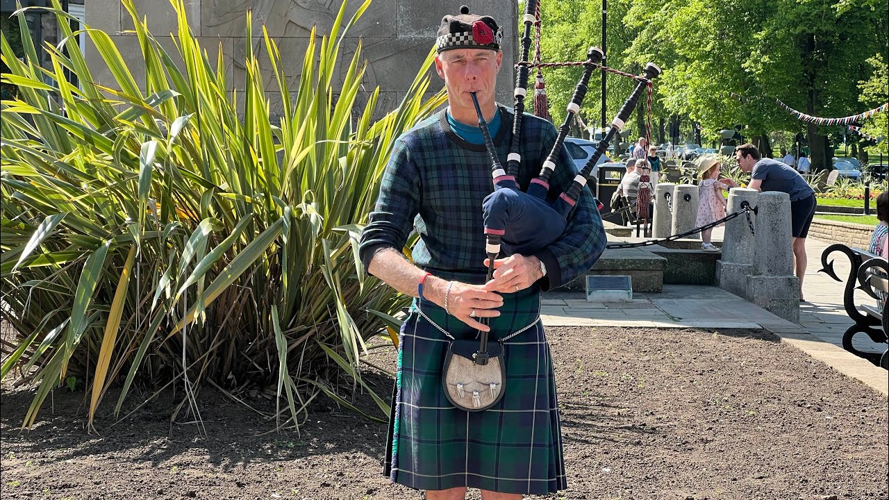 Scottish Bagpipe Player in Harrogate, North Yorkshire YouTube