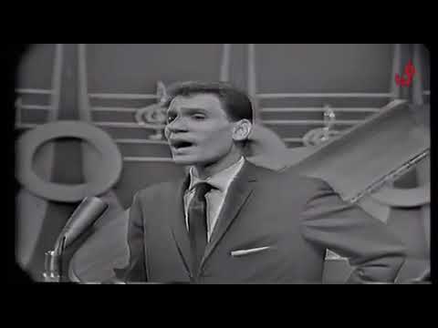 الليالي عبد الحليم حافظ في ستوديو تليفزيون الكويت عام 1963 بجودة عالية  الليالي عبد الحليم حافظ في ستوديو تليفزيون الكويت عام 1963 بجودة عالية