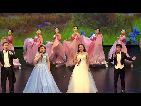 01 开场歌舞 《枫韵⾦秋》- 枫韵联盟声乐 & ⾝韵班 --作曲：⼀璇、宏伟；作词：⼀璇、祝娟；编舞：Pamela