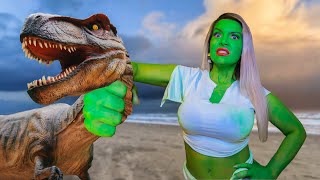 Hulk vs Dinosaurs!!