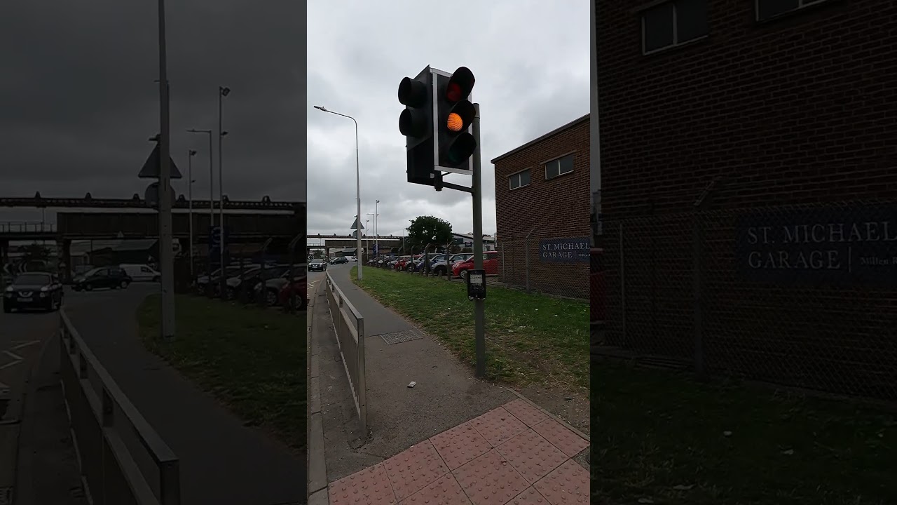 Sittingbourne: St Paul's Street, TSEU 3G Traffic Lights  Pelican Crossing