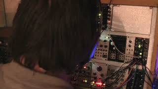 First Day with uBurst Clouds - percussive dark spacy session with MI Elements