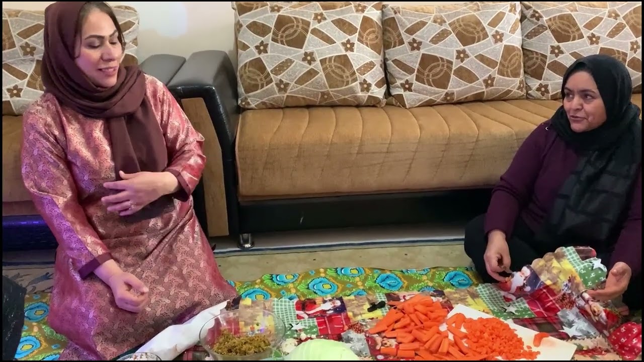 ترشی#خونگی#و دور#همی ۴# خواهر قندهاری#دوستان# لایک #یادتان #نره لطفا#❤️❤️