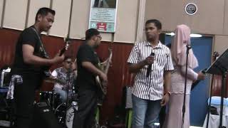 KHARISMA BAND-MEMORI BERKASIH
