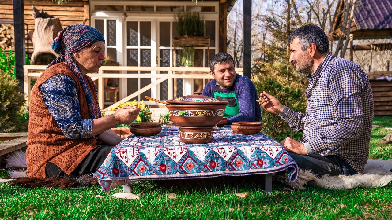 Whipping Up a Cozy Winter Lunch in the Village 🏡🔥