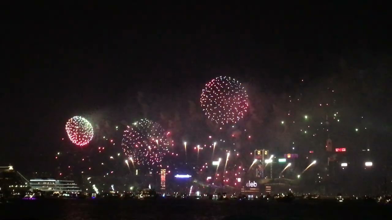 New Year's Eve fireworks at Hong Kong's Victoria Harbour #newyearseve2024