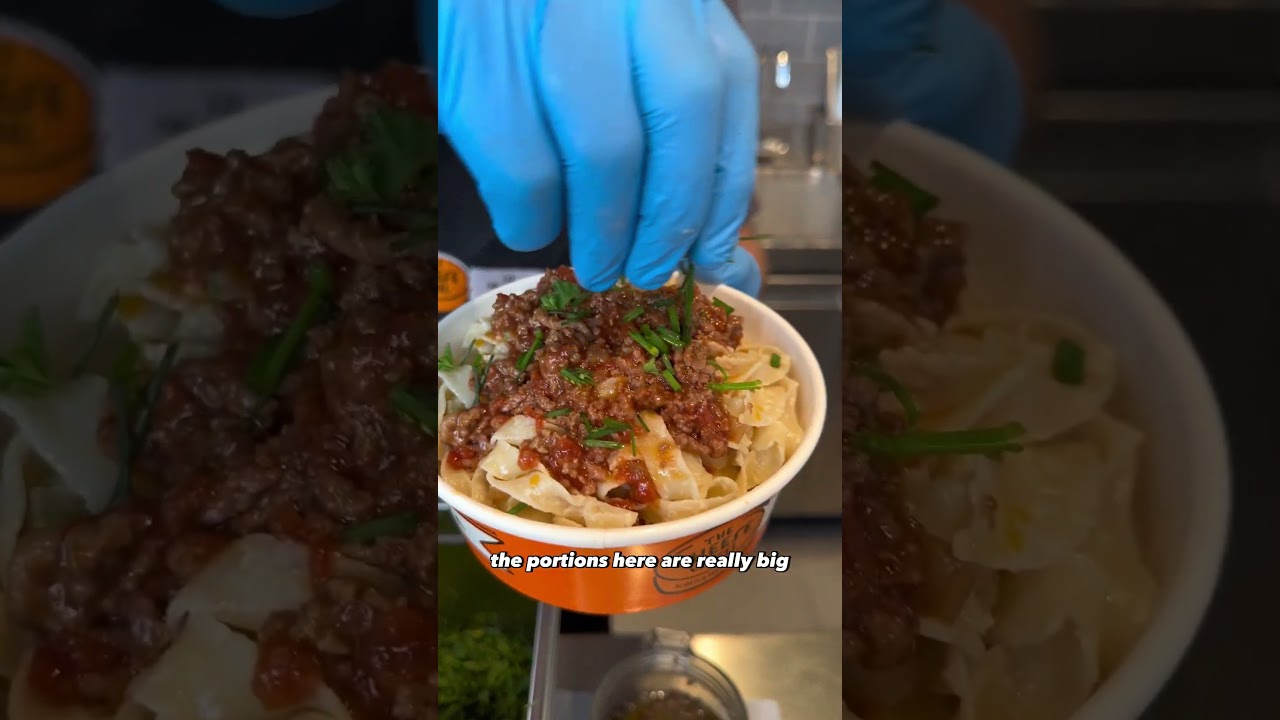 ON THE HUNT TO FIND THE BEST STREET FOOD, EP 5: PASTA 🍝 #Streetfood #camden #london #foodie #shorts