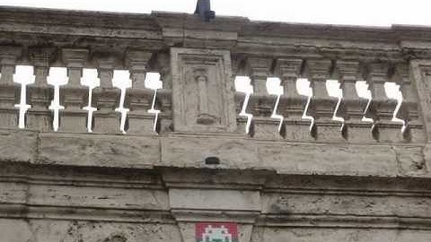 INVADER-SPACE INVADERS ROMA-FRENCH ARTIST-STREET ART-URBAN INVASION