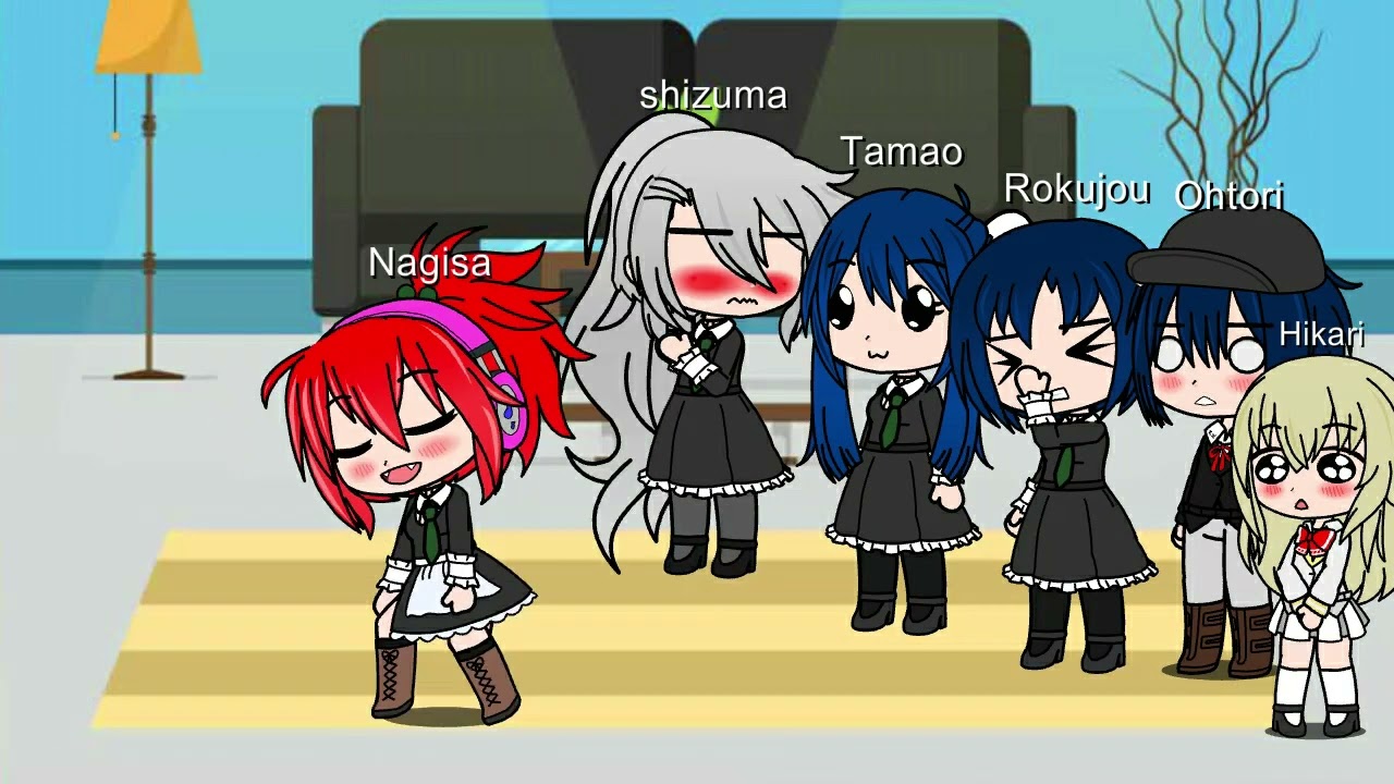 Aoi nagisa quando tá sozinha fazendo faxina no quarto 🤣🤣😏😏✨