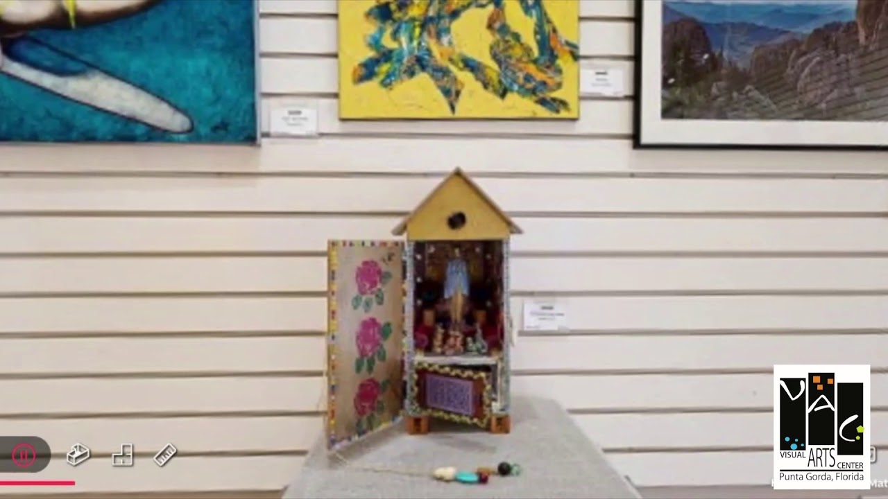 Color! and Black & White Virtual Tour