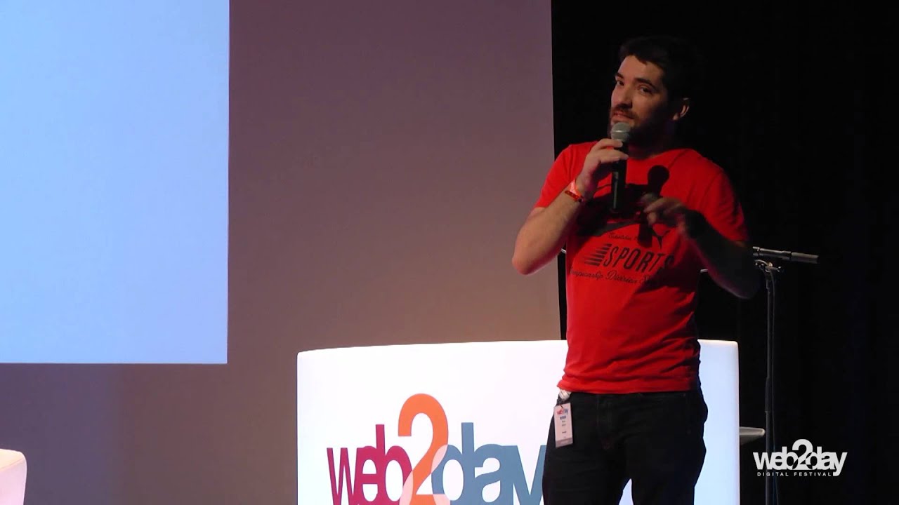 About Distributed Systems ? -  Alvaro Videla - VOEN - Web2day