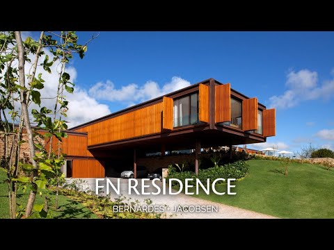 Video: The Offset House, struktur kontemporer yang dikelilingi oleh tradisi