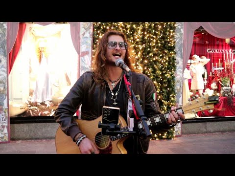 Wicked Game (Chris Isaak) Performed Beautifully by Erik Larsen.