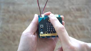 microbit v2をジングルベル専用の楽器に ‐ 窓の杜