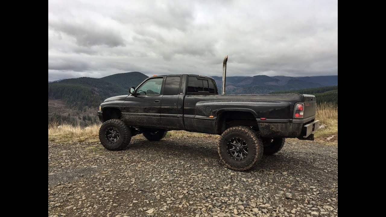 This is my lifted 2nd gen Cummins on 37s. 