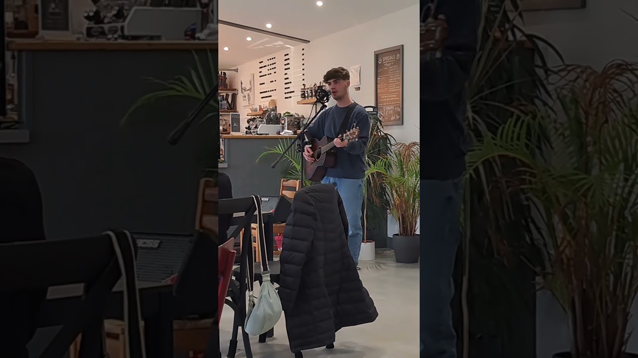 Adam Hinks - Live in the vines (26 October 2025)